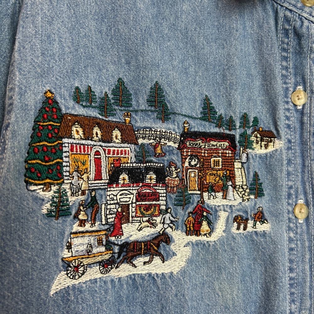 Bobbie Brooks Denim Shirt Women Small Blue Embroidered Christmas Winter Village - Picture 6 of 12